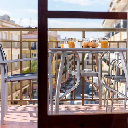 Port Perfection: Your Dream Apartment By The Beach Javea Exterior photo