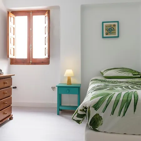 Port Perfection: Your Dream Apartment By The Beach Javea Exterior photo
